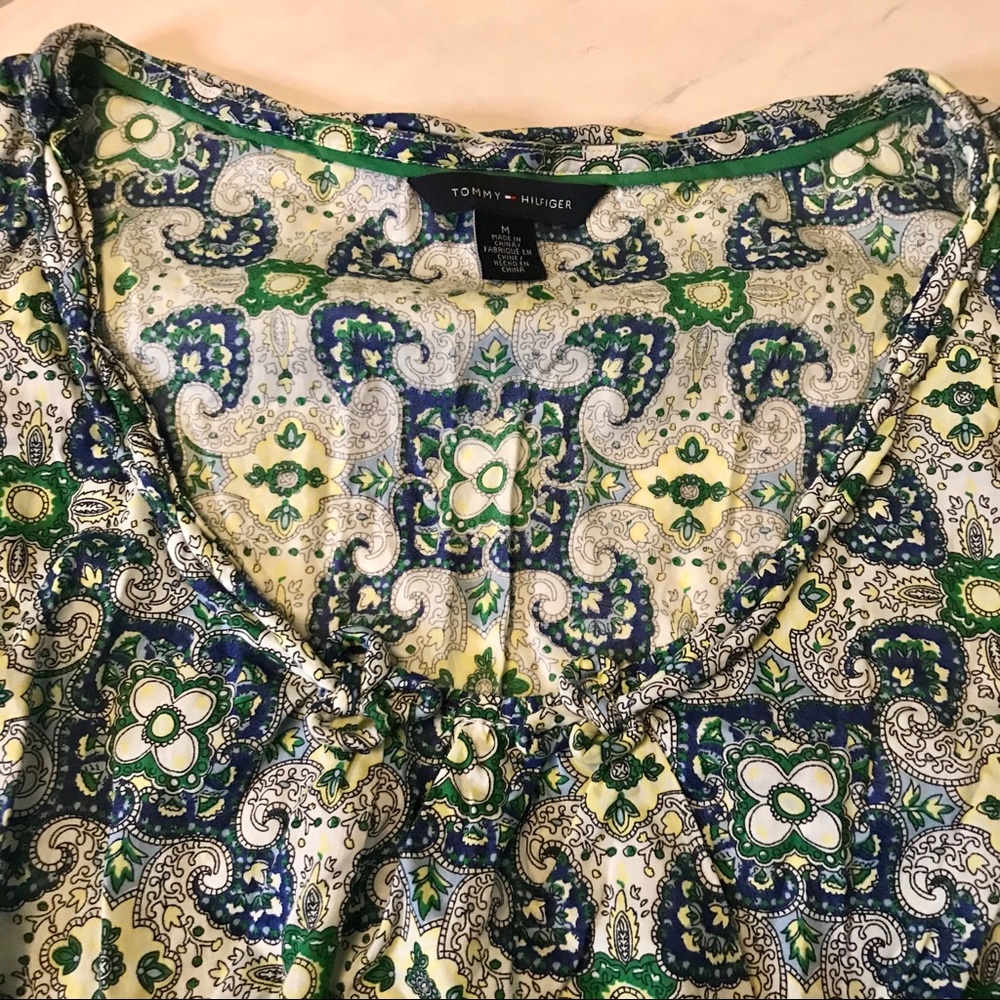 Floral Top - Picture 4 of 5